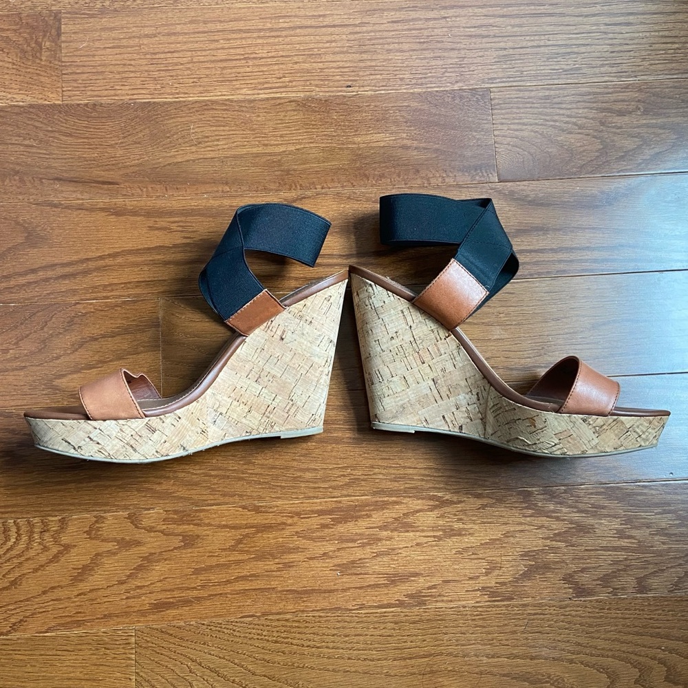 EUC Steve Madden Roperr Wedge Platform Sandal (9)
